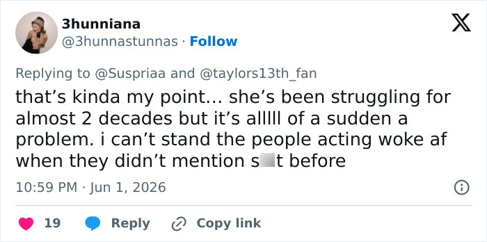 "I’m Sorry But This Is Concerning": Ariana Grande’s Latest Video Sparks Unease As Fans Spot Strange Detail "I’m Sorry But This Is Concerning": Ariana Grande’s Latest Video Sparks Unease As Fans Spot Strange Detail