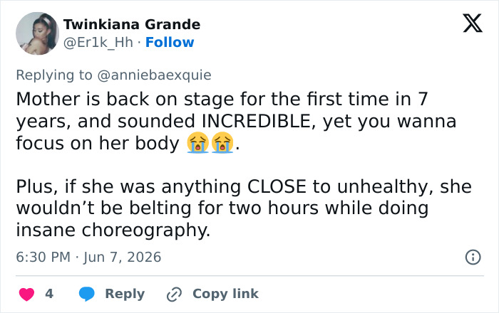 Twitter message defending Ariana Grande's health and stage performance