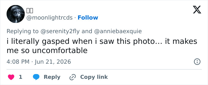A tweet from moonlightrcds on June 21, 2026, showing discomfort and concern over an Ariana Grande photo.