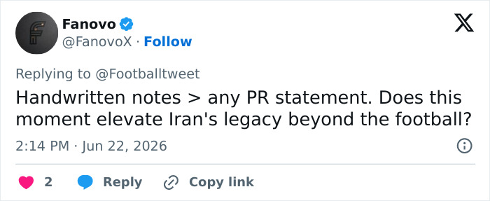Screenshot of a tweet from Fanovo discussing the Iran World Cup locker room note and its impact on Iran's legacy.