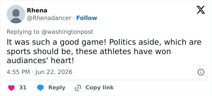 Screenshot of a tweet praising the Iran World Cup team and their performance.