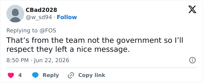 A social media user comments on the Iran World Cup locker room note, adding to the viral frenzy.