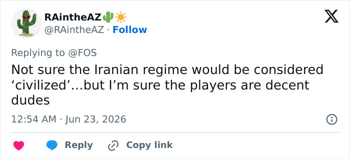 A social media user comments on the Iran World Cup locker room note, adding to the viral frenzy.