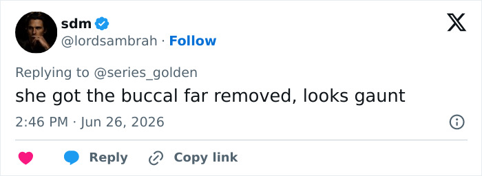 Screenshot of a fan tweet discussing Millie Bobby Brown's red carpet appearance.