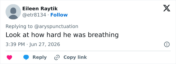 Screenshot of a fan concerned about Harry Styles breathing after collapsing.