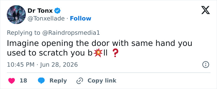 A tweet by Dr Tonx about Jaden Smith holding his manhood in public.