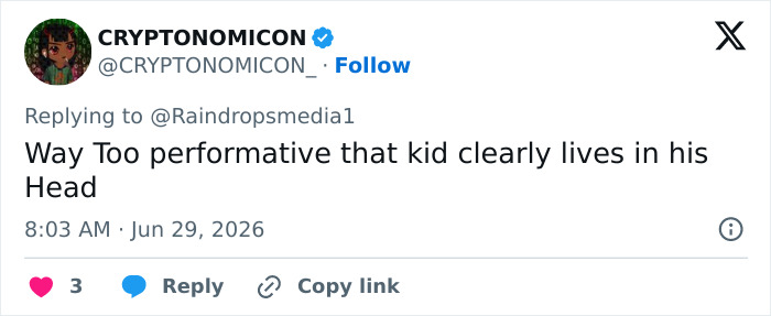 A tweet calling Jaden Smith out for holding his manhood in public.