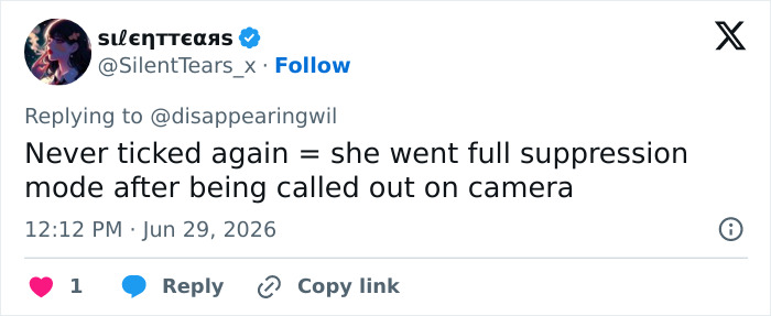 Doctor Steps In After Billie Eilish Gets Accused Of Pretending To Have Neurological Disorder