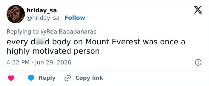 A social media post with the main SEO keyword Frozen Body Mount Everest