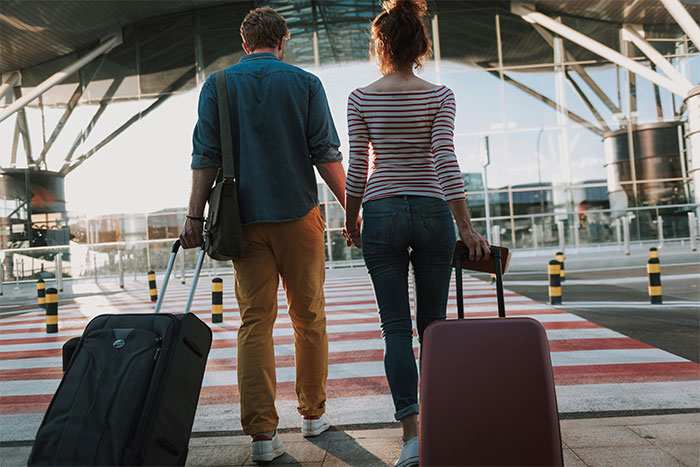 Guy Refuses To Keep Funding Single Mom's Vacation After Realizing What Her Kid Is Like Guy Refuses To Keep Funding Single Mom's Vacation After Realizing What Her Kid Is Like