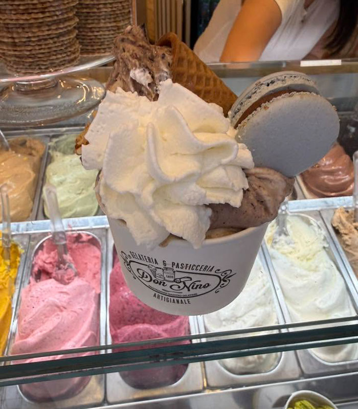 After US Tourists Are 'Tricked' Into Paying 44 Euros For Two Ice Creams In Rome, Expert Gives Travel Warning After US Tourists Are 'Tricked' Into Paying 44 Euros For Two Ice Creams In Rome, Expert Gives Travel Warning