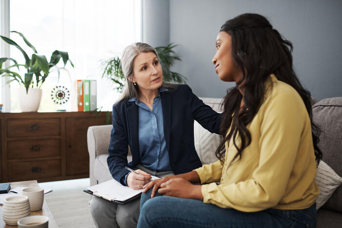 From Shocking To Absolutely Unhinged, Here Are 49 Reasons Why Folks Stopped Seeing Their Therapists