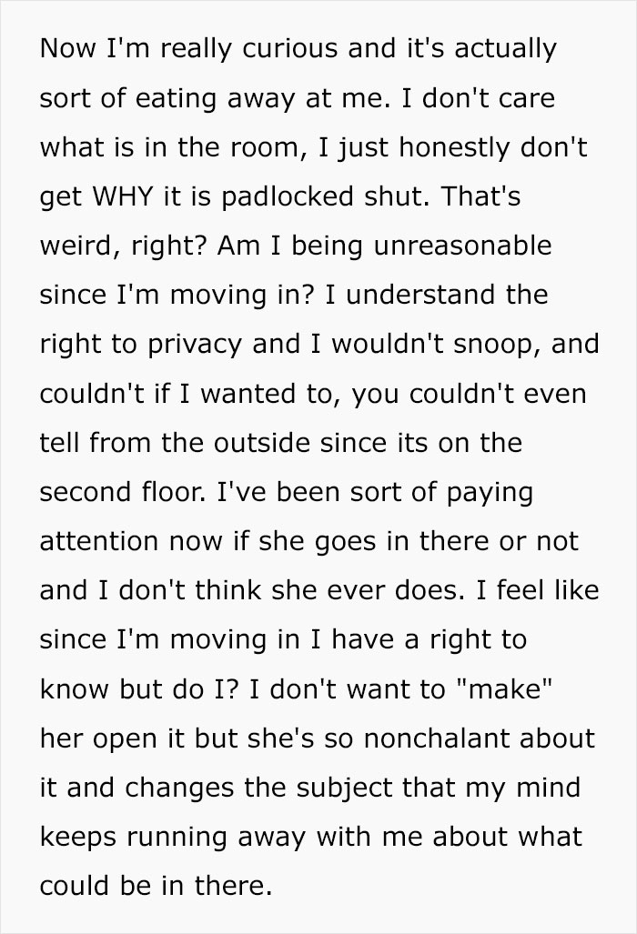 Text showing man's curiosity about girlfriend's padlocked spare bedroom and his thoughts on privacy Text showing man's curiosity about girlfriend's padlocked spare bedroom and his thoughts on privacy