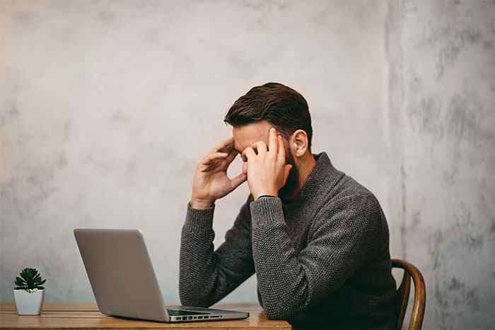 Guy Refuses To Keep Funding Single Mom's Vacation After Realizing What Her Kid Is Like Guy Refuses To Keep Funding Single Mom's Vacation After Realizing What Her Kid Is Like