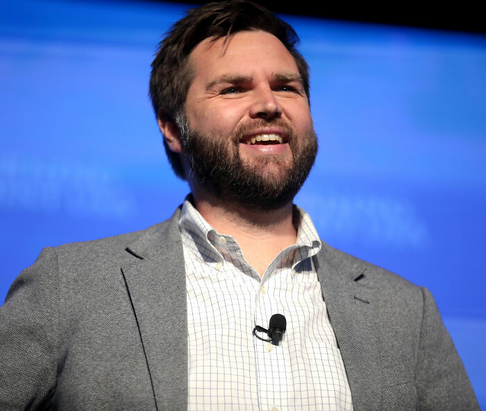 JD Vance's New Look Has People Convinced Trump's Words Have Finally Gotten To Him: "Wasting Away" JD Vance's New Look Has People Convinced Trump's Words Have Finally Gotten To Him: "Wasting Away"