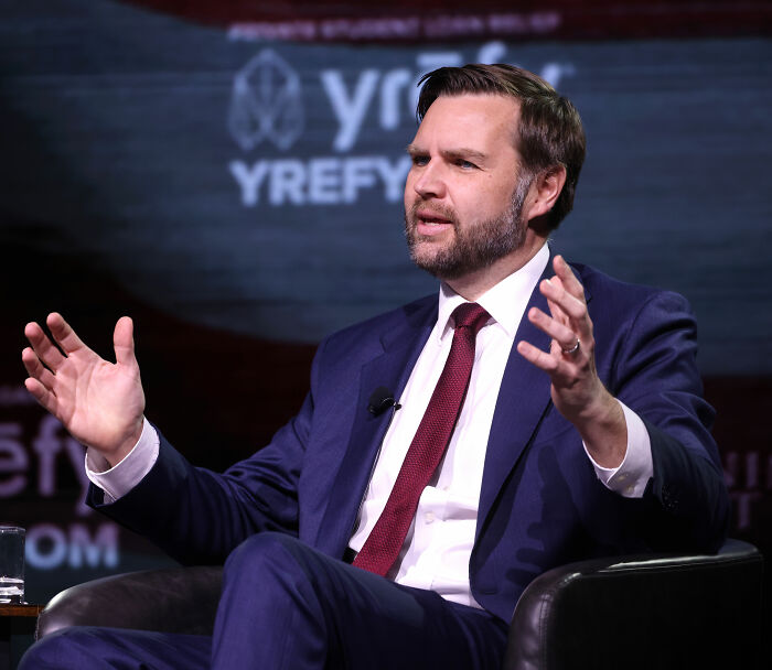 JD Vance's New Look Has People Convinced Trump's Words Have Finally Gotten To Him: "Wasting Away" JD Vance's New Look Has People Convinced Trump's Words Have Finally Gotten To Him: "Wasting Away"