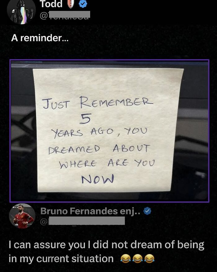 A funny comment from Bruno Fernandes about not dreaming of his current situation, responding to a motivational sticky note.