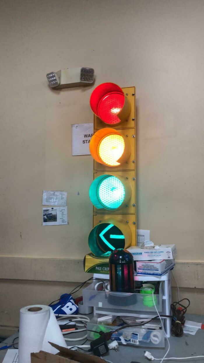 Bizarre Goodwill find traffic light used as indoor decor