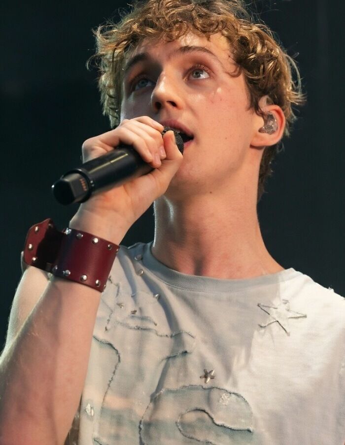South African–born Australian Singer-Songwriter, Actor, and Youtuber Troye Sivan, 31