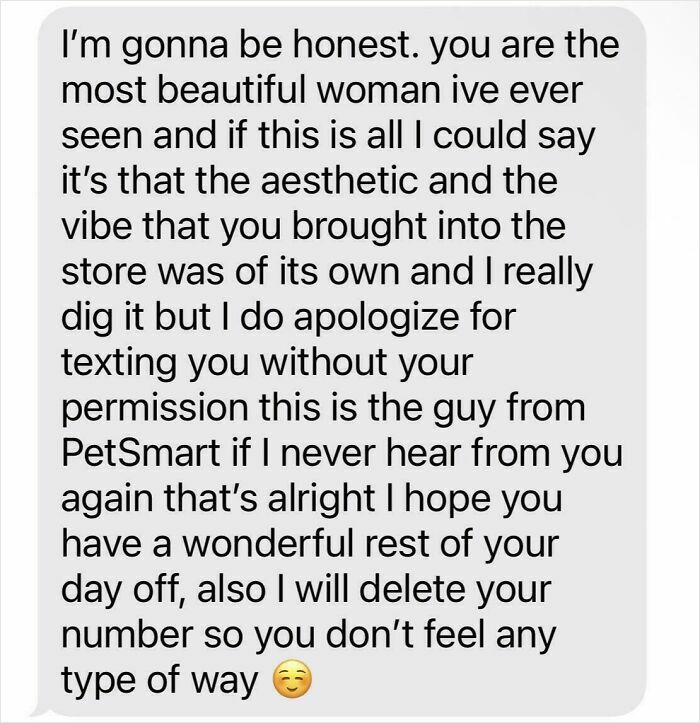Awkward text compliment and apology from PetSmart employee