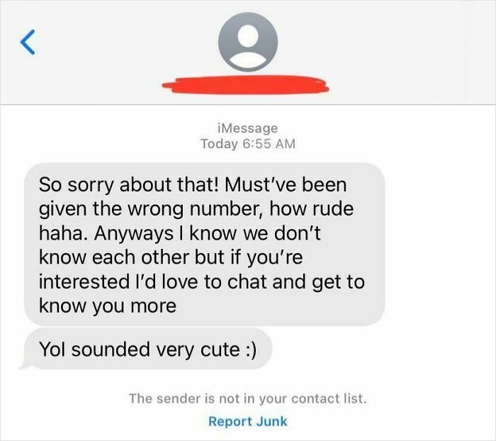 Text apology for wrong number followed by chat invitation