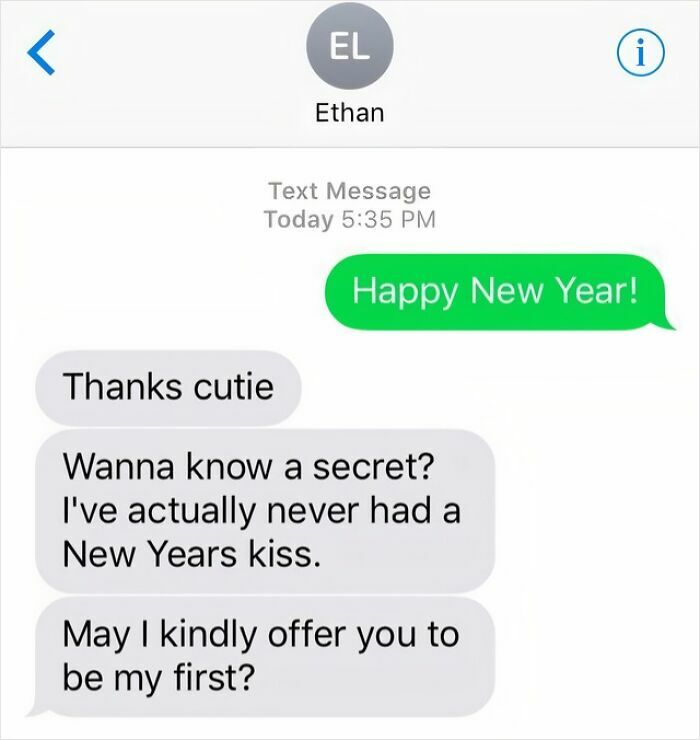 New Year text message with a request for a first New Year's kiss
