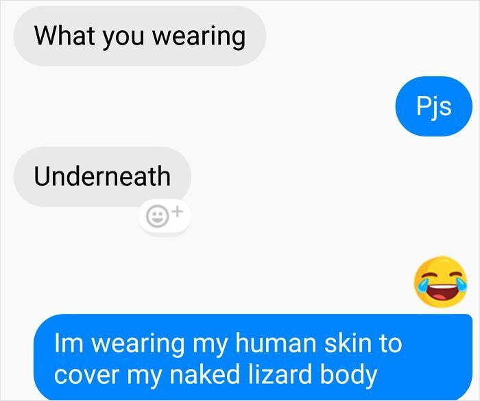 A screenshot of epic comebacks from women, displaying a hilarious reply about a 'naked lizard body' to an inappropriate question.