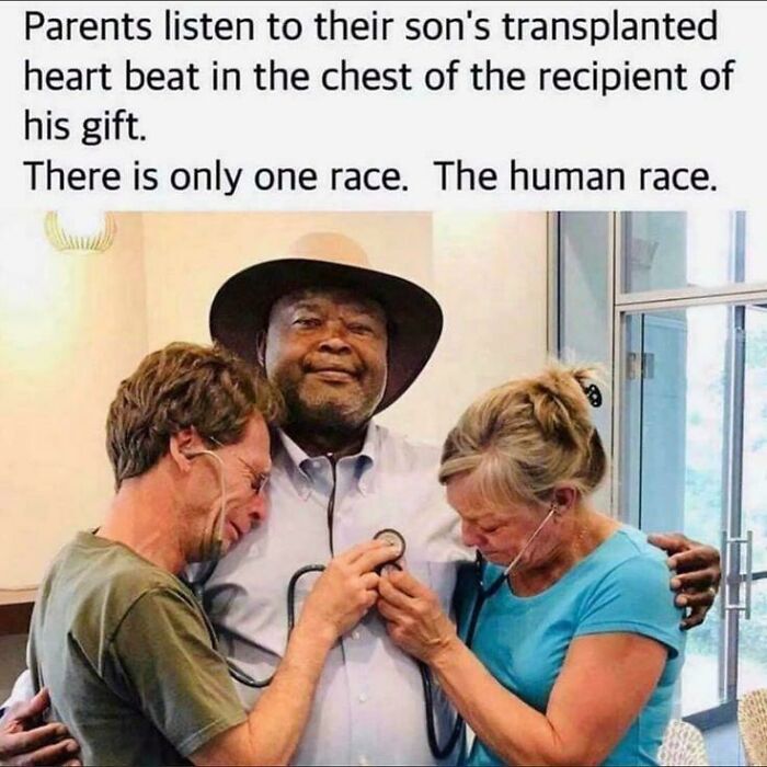 Parents listening to their son's transplanted heart beat, a moment of strength without saying a word.