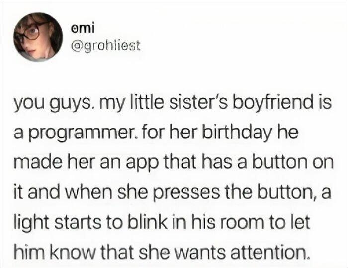 An Emi post about her sister's programmer boyfriend creating an app with an attention-request button, highlighting their sweet love.