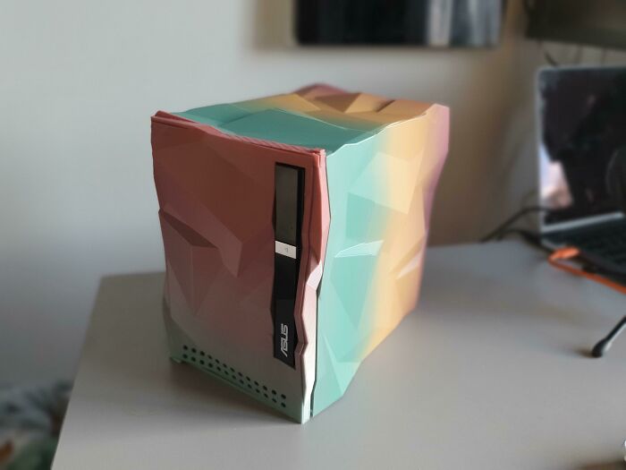 A colorful, functional 3D printed case for a small computer making everyday life easier.