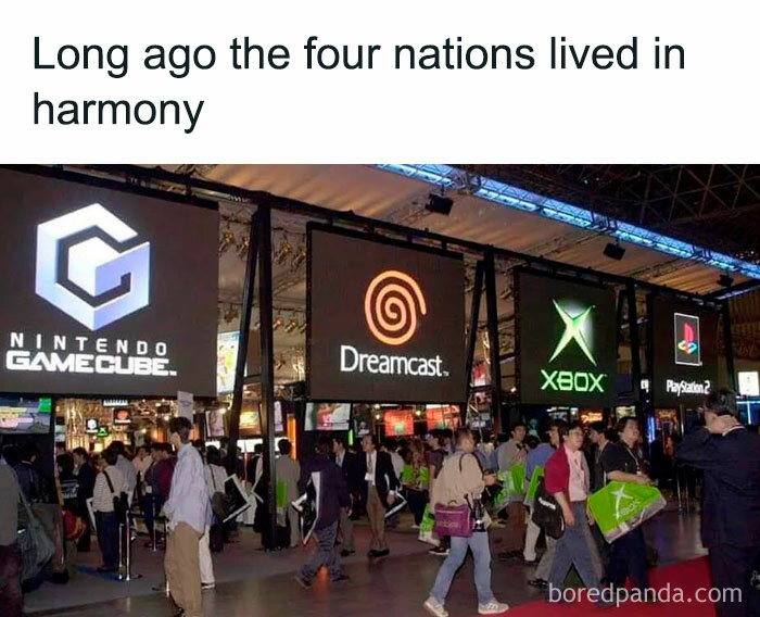 Gaming consoles Nintendo GameCube Dreamcast Xbox PlayStation 2 at expo