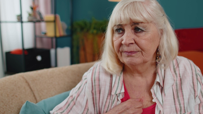 Guest Shamed Over Sleeveless Top And "White" Outfit Gets Unexpected Revenge Guest Shamed Over Sleeveless Top And "White" Outfit Gets Unexpected Revenge