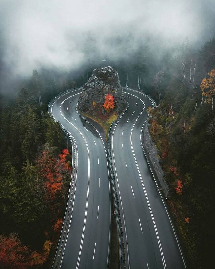 Kreuzfelsenkurve, A Very Unique Road In Germany!