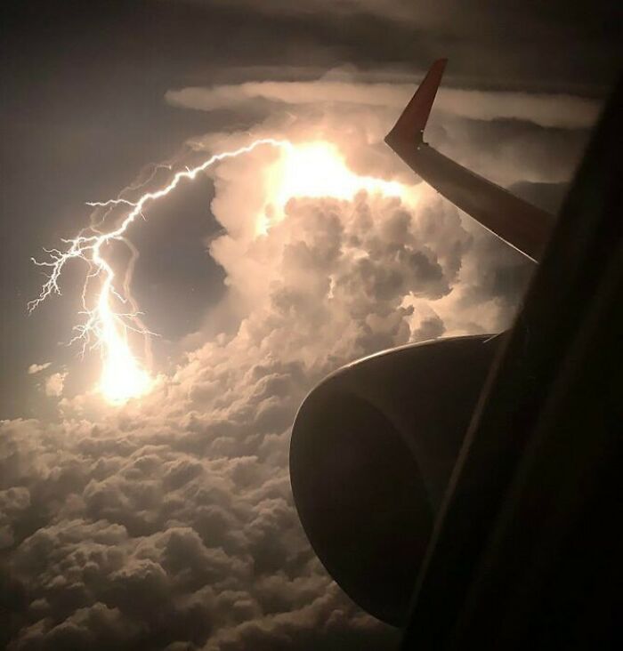 When The Plane Goes Right By Thor