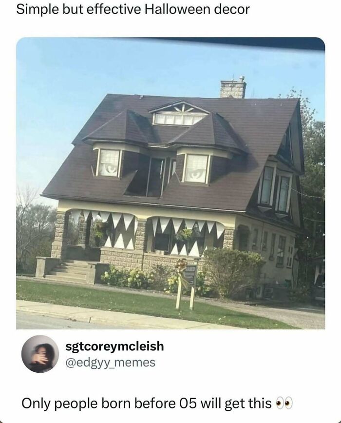 Nostalgic 1990s and 2000s simple but effective Halloween decor house