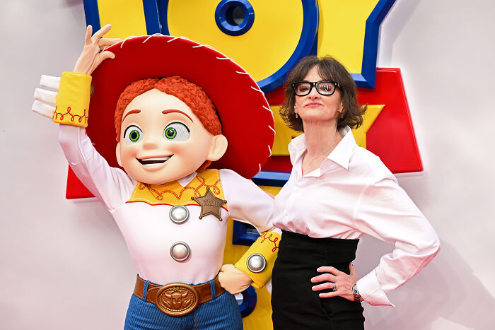 Joan Cusack Makes Rare Confession About Abandoning Hollywood Before 'Toy Story 5' Return Joan Cusack Makes Rare Confession About Abandoning Hollywood Before 'Toy Story 5' Return