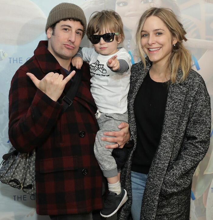 Jason Biggs Estranged Wife Wrote Bizarre Essay About Wanting Sons To Be Gay Or Marry Someone Without A Mother