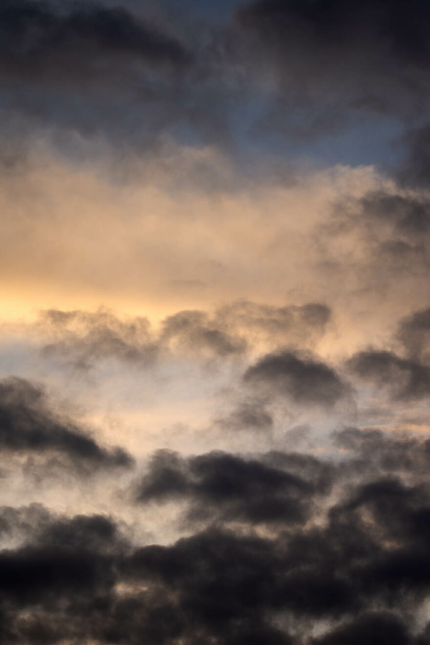 These 20 Photos Look Out Of This World, But I Took Them From My Apartment Window These 20 Photos Look Out Of This World, But I Took Them From My Apartment Window