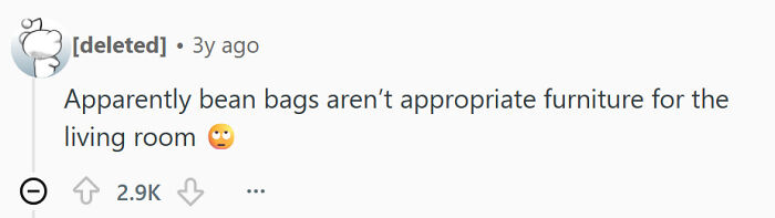 A Reddit post about single men admitting to using bean bags as living room furniture while living alone.