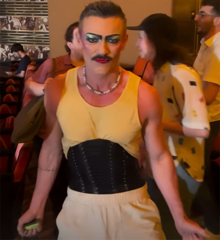 Luke Evans with dramatic makeup in bold outfit at 2026 Tonys event Luke Evans with dramatic makeup in bold outfit at 2026 Tonys event