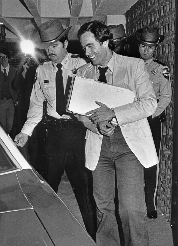 57 Disturbing Serial Killer Facts That Sound Completely Made Up But Are Sadly True
