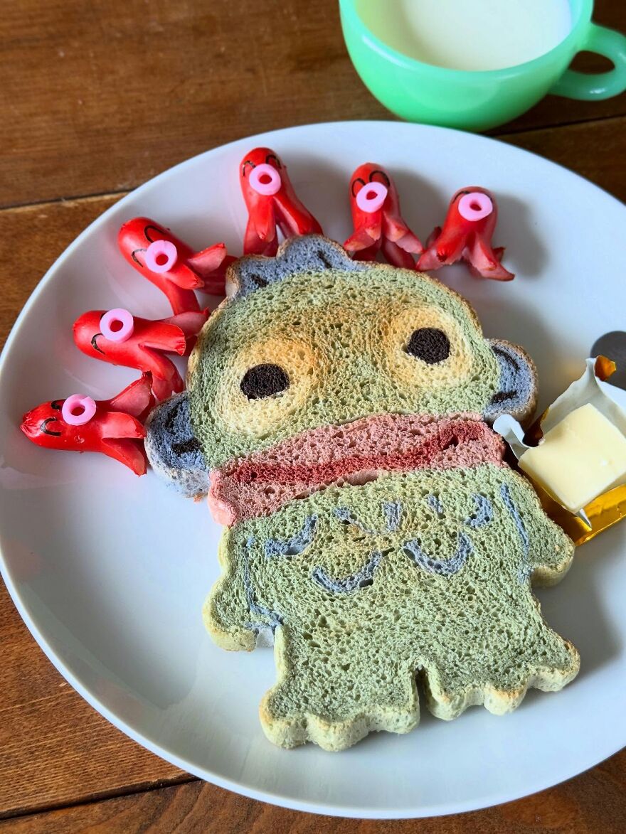 This Japanese Artist Turns Bread Into Beloved Pop Culture Characters, And The Results Look Almost Too Cute To Eat