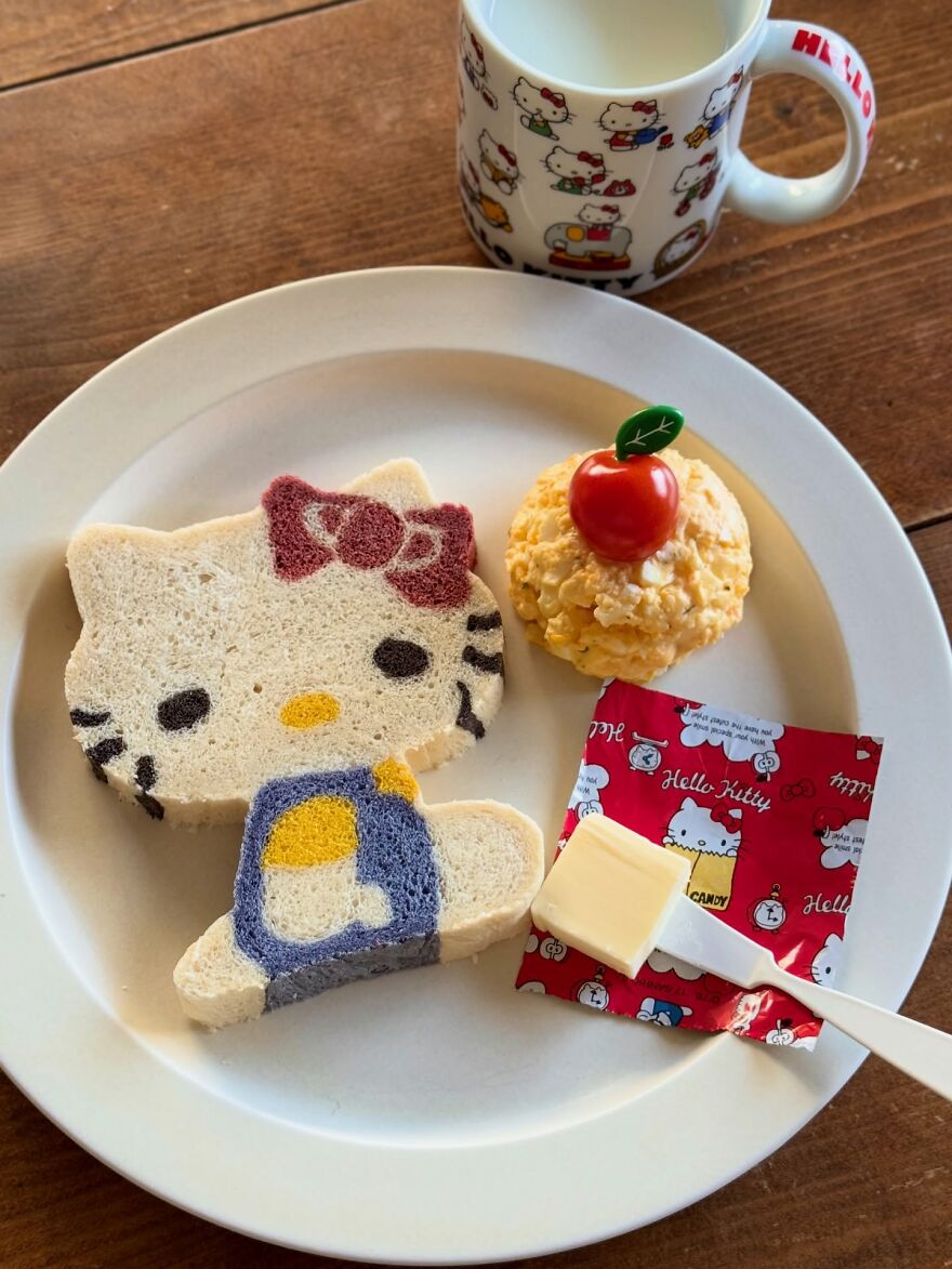 This Japanese Artist Turns Bread Into Beloved Pop Culture Characters, And The Results Look Almost Too Cute To Eat
