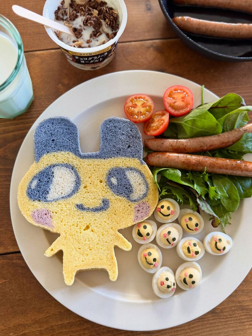 This Japanese Artist Turns Bread Into Beloved Pop Culture Characters, And The Results Look Almost Too Cute To Eat