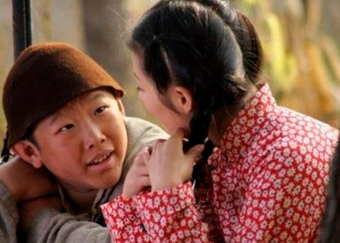 Actor's Wedding Photos Spark Vicious 'Mother And Son' Criticism But The Truth Forces Trolls To Eat Their Words