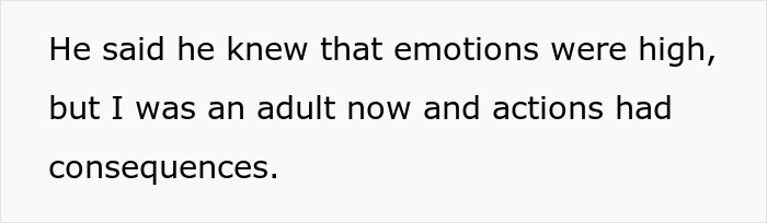 18YO Refuses To Have Dad Walk Her On Senior Night After He Held A Grudge Over One Stupid Argument 18YO Refuses To Have Dad Walk Her On Senior Night After He Held A Grudge Over One Stupid Argument