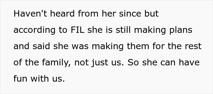 Screenshot of text detailing a mother-in-law's persistent plans despite contractions and refusal to leave.