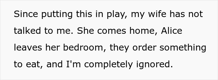 40YO Woman Prioritizes 24YO Friend's Comfort Over Hubby, Lets Her Stay In Their House Indefinitely 40YO Woman Prioritizes 24YO Friend's Comfort Over Hubby, Lets Her Stay In Their House Indefinitely