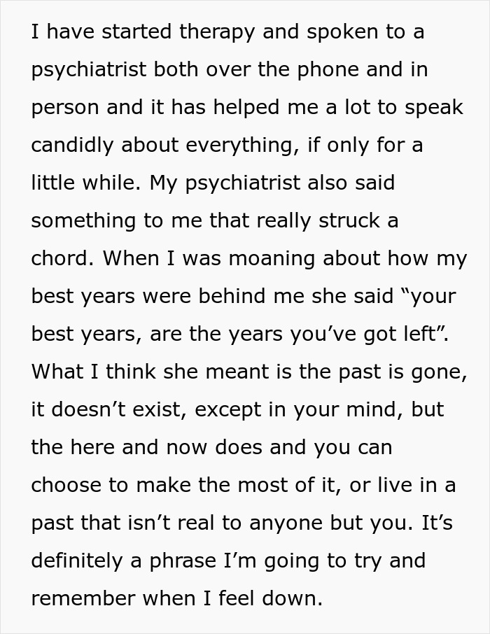 Man Discovers Wife's Affair Through Her iWatch, Then Loses His Family Too When They Take Her Side