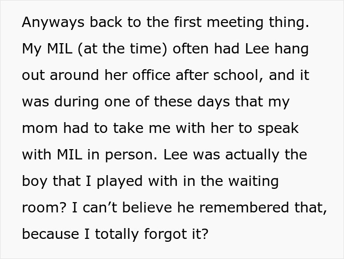 A woman finds her husband's memory box, revealing stalkerish tendencies from their first meeting. A woman finds her husband's memory box, revealing stalkerish tendencies from their first meeting.
